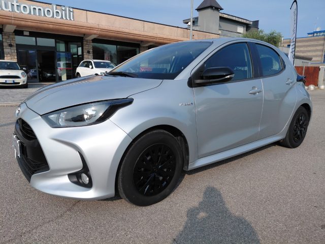 TOYOTA Yaris usata, con Bluetooth