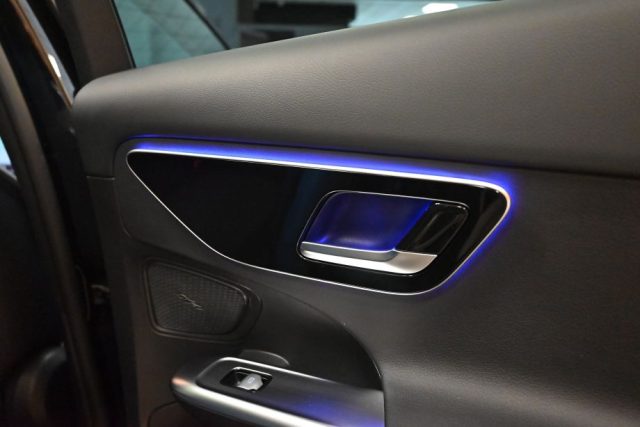 MERCEDES-BENZ C 300 usata 51