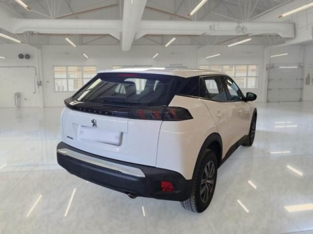 PEUGEOT 2008 usata, con Airbag