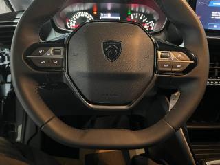 PEUGEOT 208 usata, con Park Distance Control