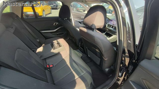 BMW 330 usata, con Volante in pelle