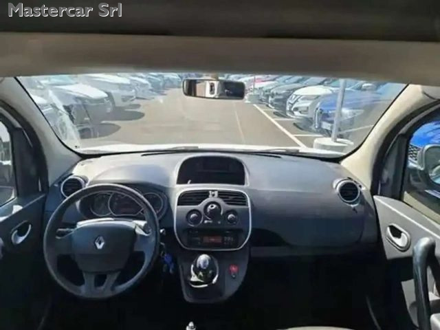 RENAULT Kangoo usata 13