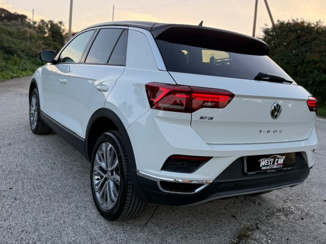 VOLKSWAGEN T-Roc usata, con Autoradio