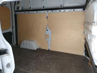 RENAULT Trafic usata, con Sensori di parcheggio posteriori