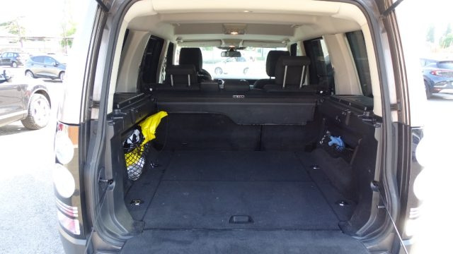 LAND ROVER Discovery usata 128