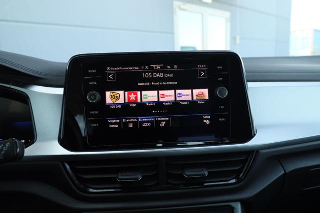 VOLKSWAGEN T-Roc usata, con Autoradio digitale