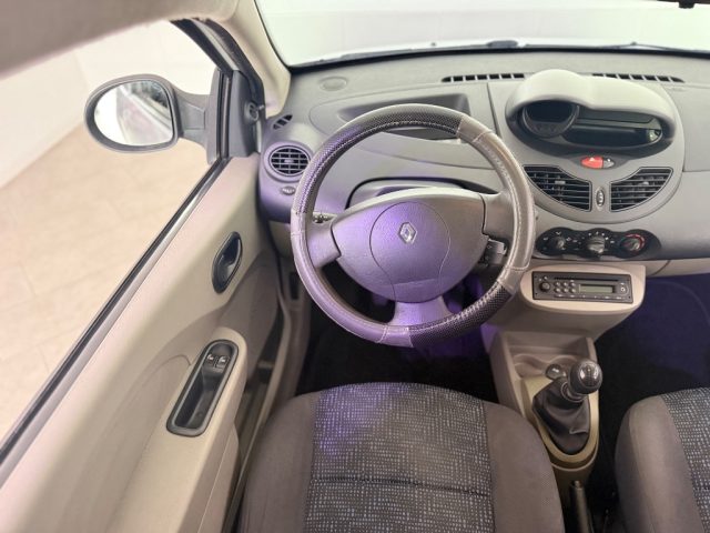 RENAULT Twingo usata 12