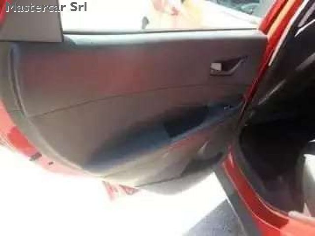 HYUNDAI Kona usata, con Chiusura centralizzata