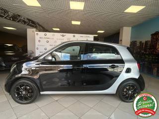 SMART ForFour usata, con Autoradio digitale