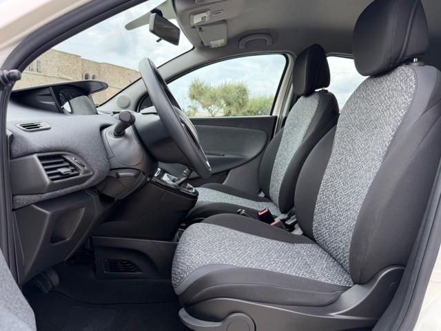 LANCIA Ypsilon usata, con Cronologia tagliandi