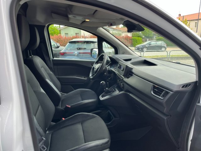 RENAULT Kangoo usata, con Autoradio