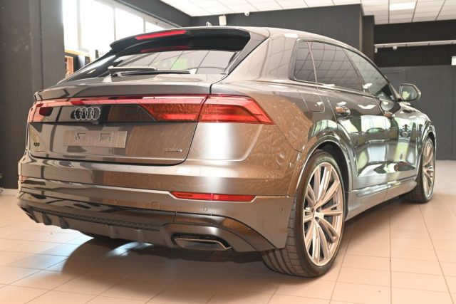 AUDI Q8 usata 90