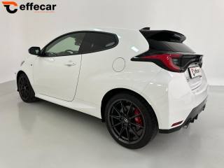 TOYOTA Yaris usata, con Alzacristalli elettrici