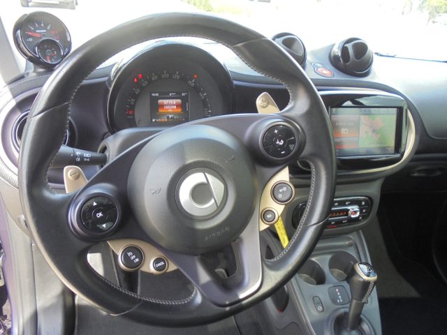 SMART ForTwo usata, con USB