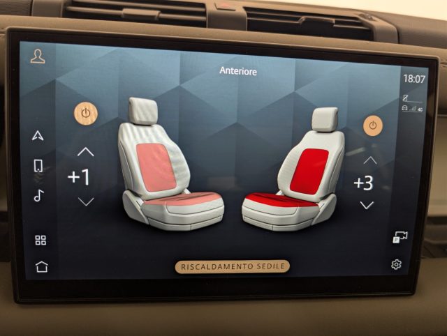 LAND ROVER Defender usata 15