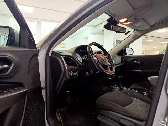 JEEP Cherokee usata, con Fendinebbia