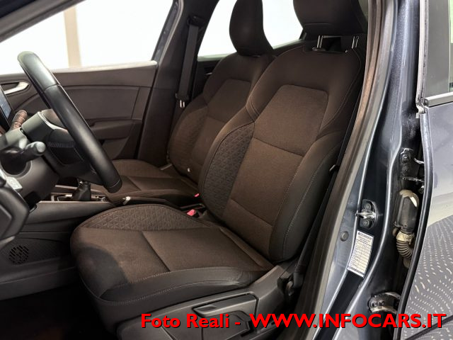 RENAULT Clio usata, con Alzacristalli elettrici