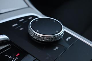 BMW 318 usata, con Servosterzo