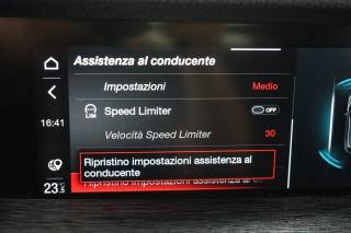 ALFA ROMEO Stelvio usata, con Volante in pelle