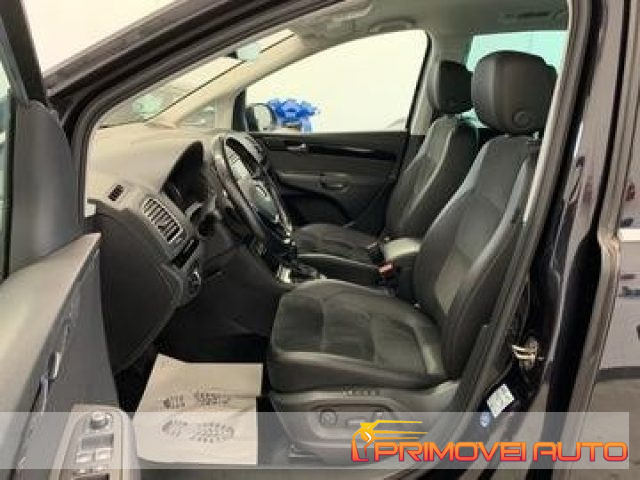 VOLKSWAGEN Sharan usata, con Autoradio