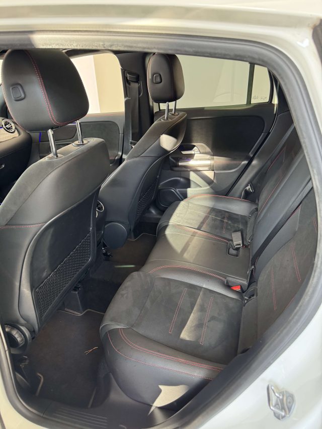 MERCEDES-BENZ GLA 200 usata, con Climatizzatore