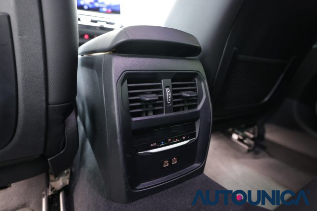 BMW 320 usata, con Luci diurne