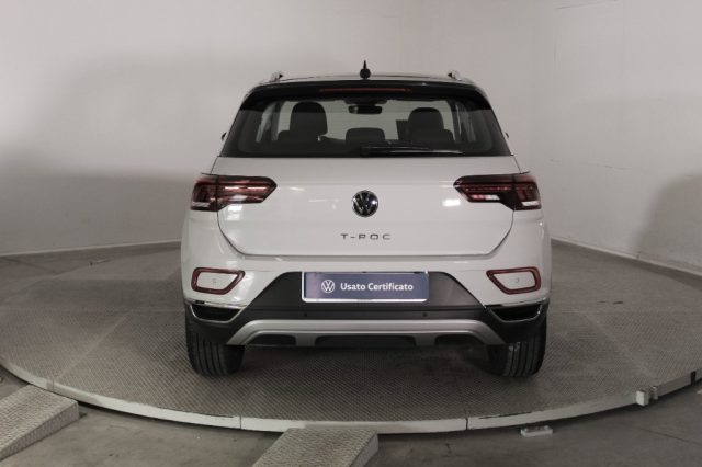 VOLKSWAGEN T-Roc usata, con Autoradio