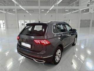 VOLKSWAGEN Tiguan usata, con Airbag laterali