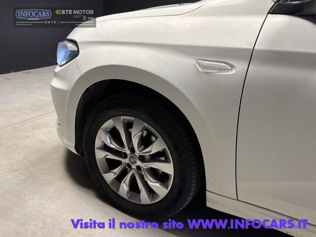 FIAT Tipo usata, con USB