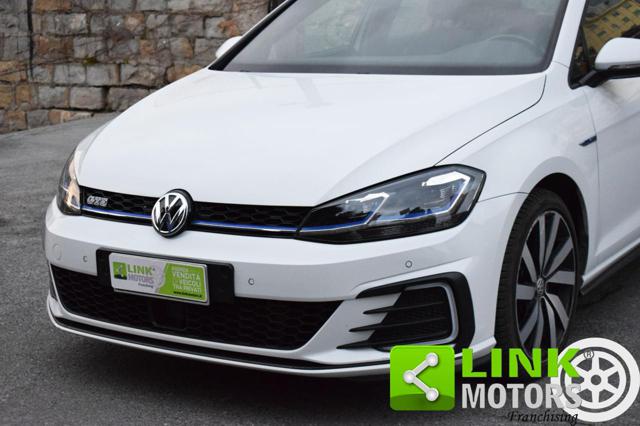VOLKSWAGEN Golf usata, con Airbag