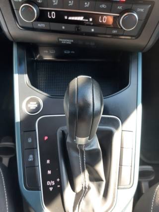 SEAT Arona usata, con Autoradio digitale