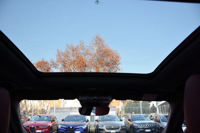 MASERATI Grecale usata, con Sistema di navigazione