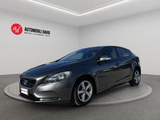 VOLVO V40 D2 1.6 Momentum
