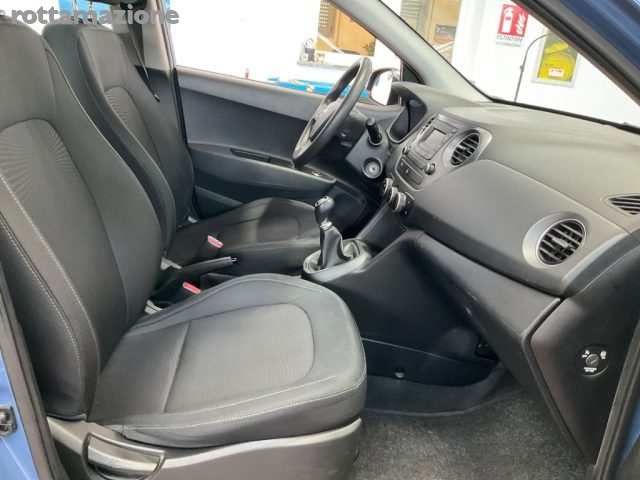 HYUNDAI i10 usata, con Chiusura centralizzata