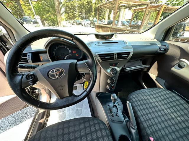 TOYOTA iQ usata, con Cerchi in lega