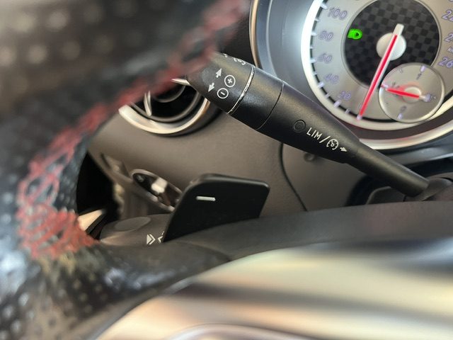 MERCEDES-BENZ SLK 200 usata, con Sedili riscaldati