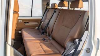 TOYOTA Land Cruiser usata, con Interni in pelle