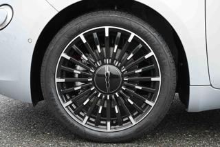 FIAT 500e usata, con Climatizzatore