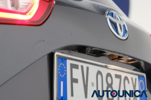 TOYOTA Yaris usata 43