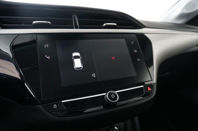 OPEL Corsa usata, con USB