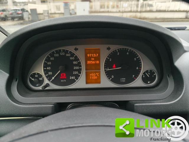 MERCEDES-BENZ B 180 usata, con Fendinebbia