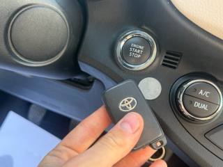TOYOTA Yaris usata 22