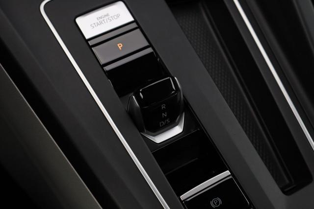 VOLKSWAGEN Golf usata, con Immobilizzatore elettronico