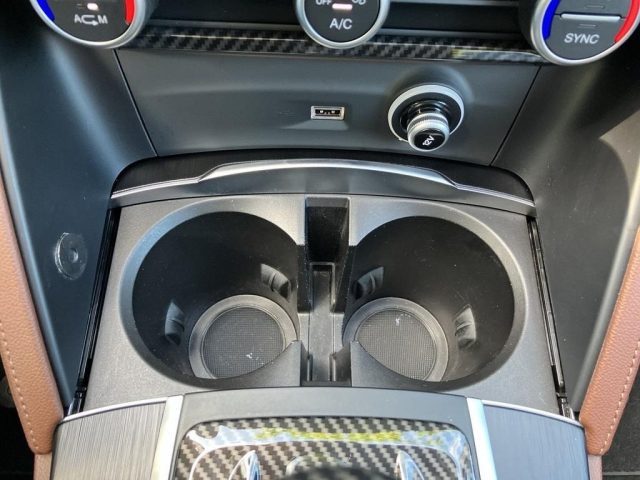 ALFA ROMEO Stelvio usata, con Trazione integrale