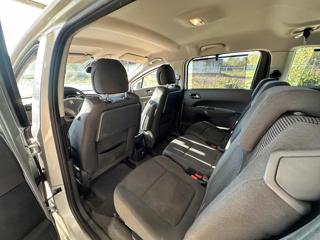 PEUGEOT 5008 usata, con Climatizzatore automatico, 2 zone