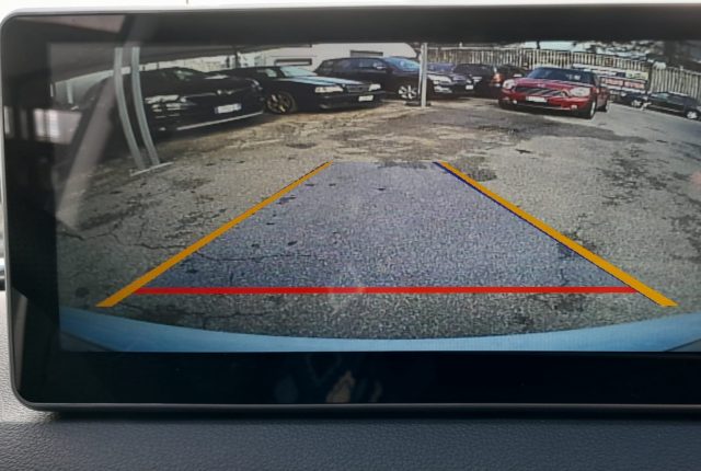 AUDI Q3 usata, con Airbag testa
