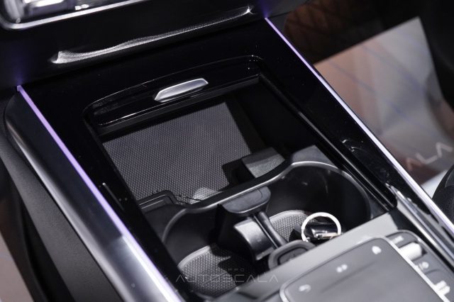 MERCEDES-BENZ GLA 200 usata, con Vivavoce
