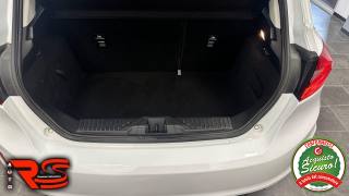 FORD Fiesta usata, con Autoradio digitale