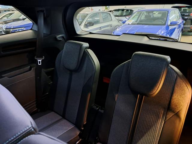 PEUGEOT 5008 usata, con Park Distance Control