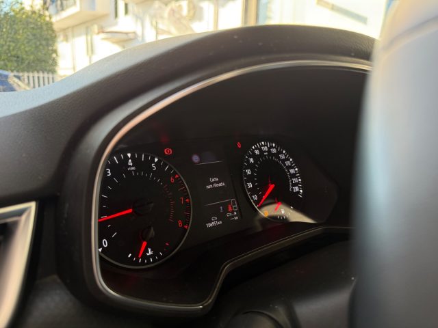 RENAULT Clio usata, con Luci diurne